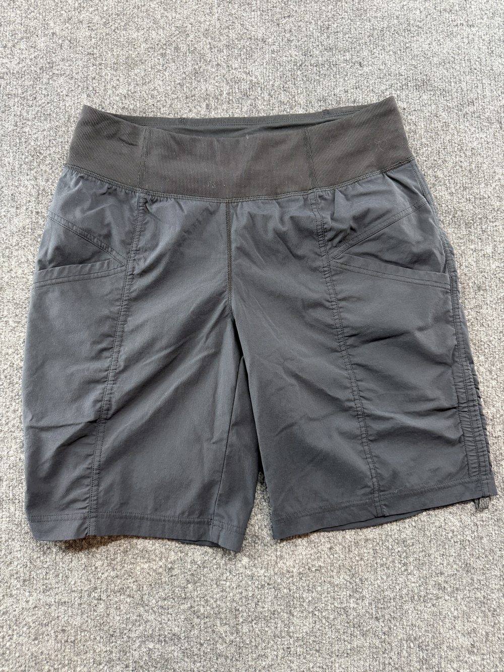 PrAna Shorts Womens Small Gray Quick Dry Hiking 8.5 Inseam Stretch Pockets